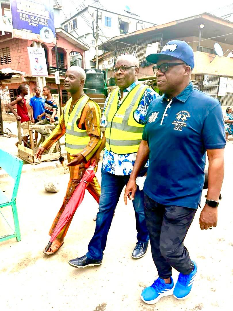 Isale Eko Union Visits Dosunmu Market